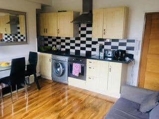 Chadswell House - Photo 8