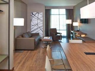 AC Hotel Atlanta Buckhead at Phipps Plaza - Photo 7