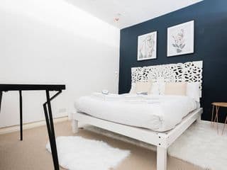 The Paddington Studio - Cool & Stylish 1BDR Mews - Photo 12