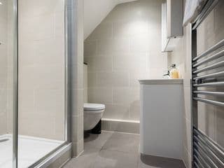 The Paddington Studio - Cool & Stylish 1BDR Mews - Photo 15