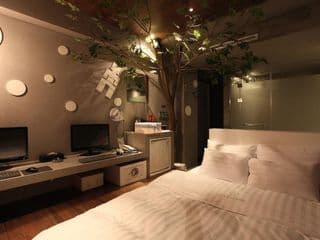 Nine Star Hotel - Photo 6