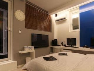 Nine Star Hotel - Photo 7