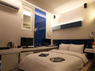 Nine Star Hotel - Photo 8