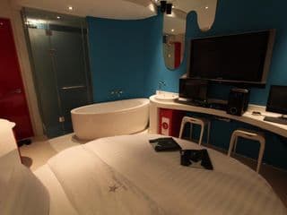 Nine Star Hotel - Photo 9