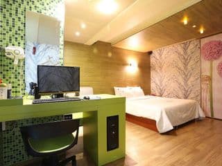 Wow Motel - Photo 2