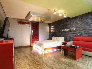 Wow Motel - Photo 11