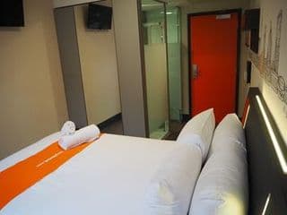 easyHotel Birmingham - Photo 4
