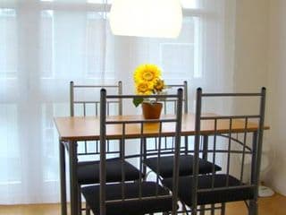 Rooms & Apartment near Zoologischen Garten - Photo 17