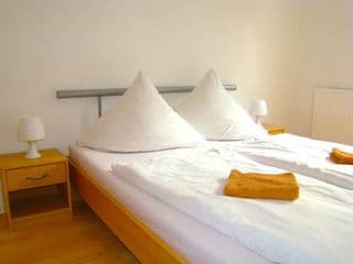 Rooms & Apartment near Zoologischen Garten - Photo 5