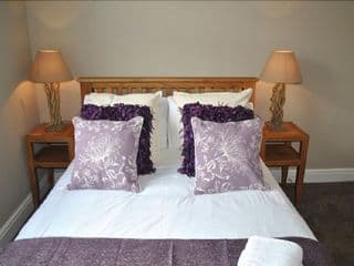 Accommodation Windsor Ltd - Lord Raglan House - Photo 2