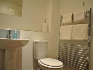 Accommodation Windsor Ltd - Lord Raglan House - Photo 19