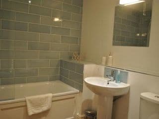 Accommodation Windsor Ltd - Lord Raglan House - Photo 20