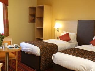 Best Western Birmingham Metro Maypole Hotel - Photo 2