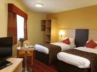 Best Western Birmingham Metro Maypole Hotel - Photo 3