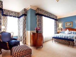 The Capital Hotel, Apartments & Townhouse