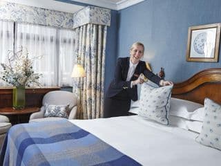 The Capital Hotel, Apartments & Townhouse - Photo 2
