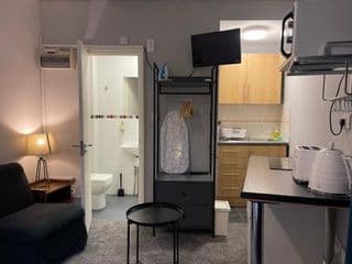 Bright Room - Photo 5