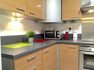 Stratford Luxury Apartments - Photo 18