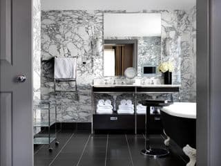 The Bloomsbury Hotel - Photo 9