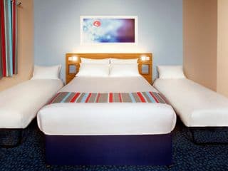 Travelodge Birmingham Yardley - Photo 7