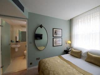 Ten Manchester Street Hotel