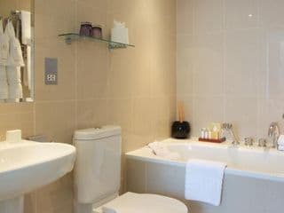 Ten Manchester Street Hotel - Photo 10