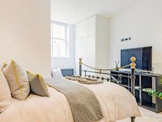 ARCORE Premium Rental Shaftesbury Avenue - Photo 11