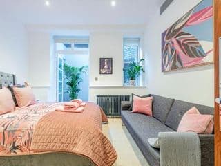 ARCORE Premium Rental Shaftesbury Avenue - Photo 24