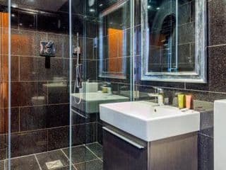 ARCORE Premium Rental Shaftesbury Avenue - Photo 4