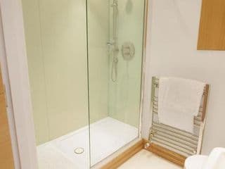 Super Nice Clerkenwell Home - Photo 8