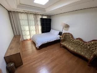 Classic Ganganam Galleria 3bedroom 2Bath 1MIN WALK - Photo 14