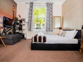 Pimlico Central London Suite near Victoria - Photo 12