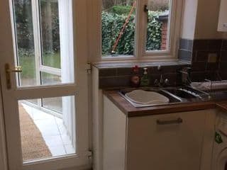 Cosy 3 bed detached house Birmingham - Photo 2