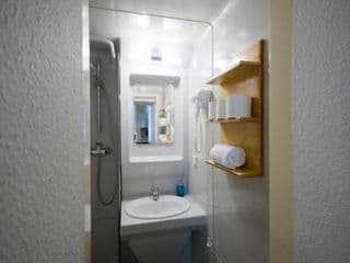 Altbauwohnung mit 3 Bädern (PB6) - Photo 23