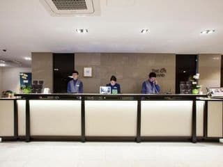 The Grand Hotel Myeongdong - Photo 16