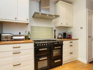 Veeve - Clapham Fairytale - Photo 10