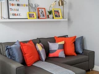 Square Mile Residences - Photo 17