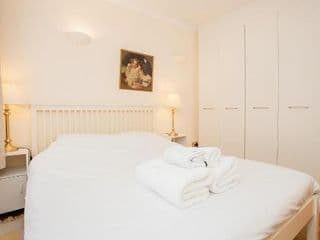 Bright 2 Bedroom Flat in Central London - Photo 18
