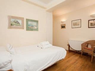 Bright 2 Bedroom Flat in Central London - Photo 20
