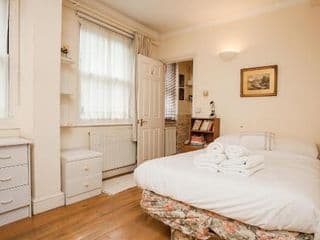Bright 2 Bedroom Flat in Central London - Photo 21