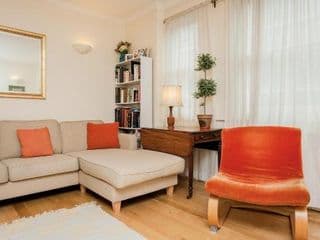 Bright 2 Bedroom Flat in Central London - Photo 8
