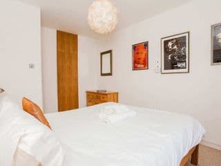 Stylish 1 Bedroom Flat in Vauxhall - Photo 4
