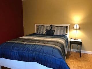 Downtown Condo with a View Sleeps 4 5D - Photo 2