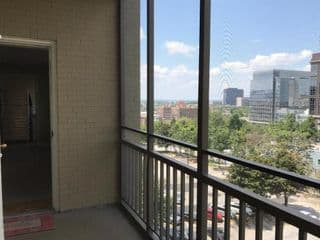 Downtown Condo with a View Sleeps 4 5D - Photo 17