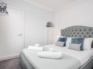 Castle Properties: The Sovereign 5 Bed Town House - Photo 8