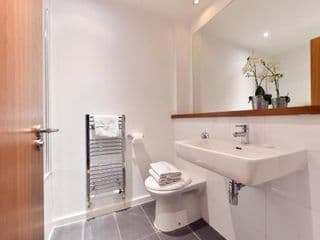 Central Apartments - Photo 18