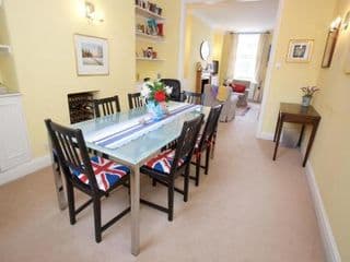 Luxurious 2BR flat in Pimlico, near Warwick sq - Photo 5