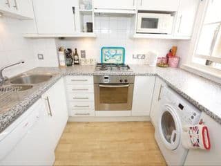 Luxurious 2BR flat in Pimlico, near Warwick sq - Photo 9