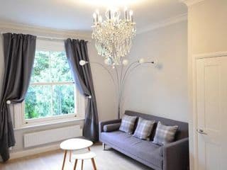 London, Kensington and Chelsea Flat - Photo 9