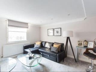 Heart of Mayfair - Stunning Apartment